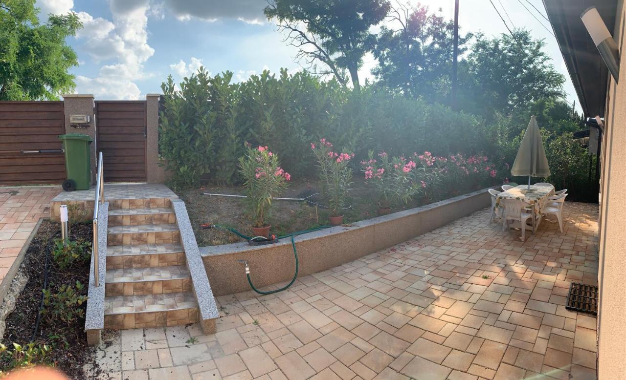 House Carlo Ponty Apartment Tass ภายนอก รูปภาพ